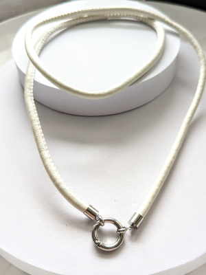 1181 Lederkette weiss